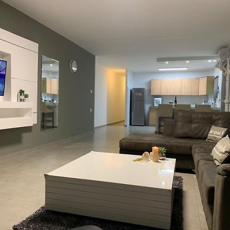 Spat Apartments Bat Yam Eksteriør billede