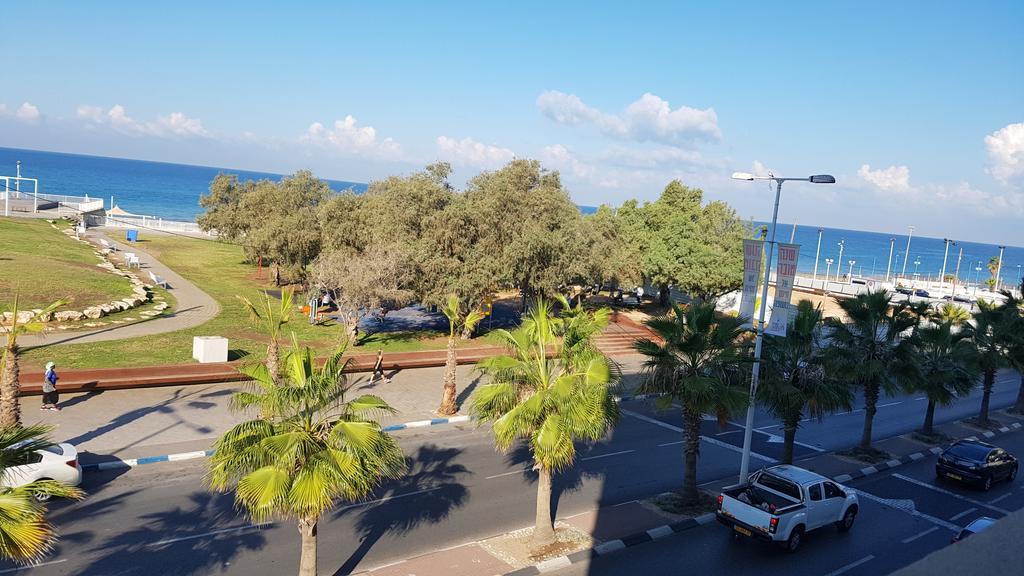 Spat Apartments Bat Yam Eksteriør billede