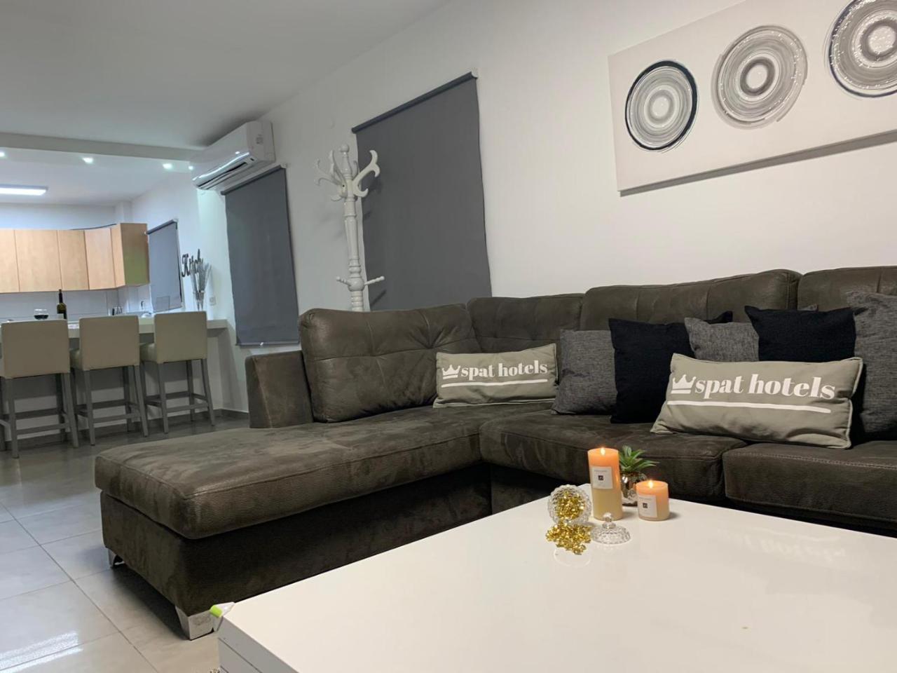 Spat Apartments Bat Yam Eksteriør billede