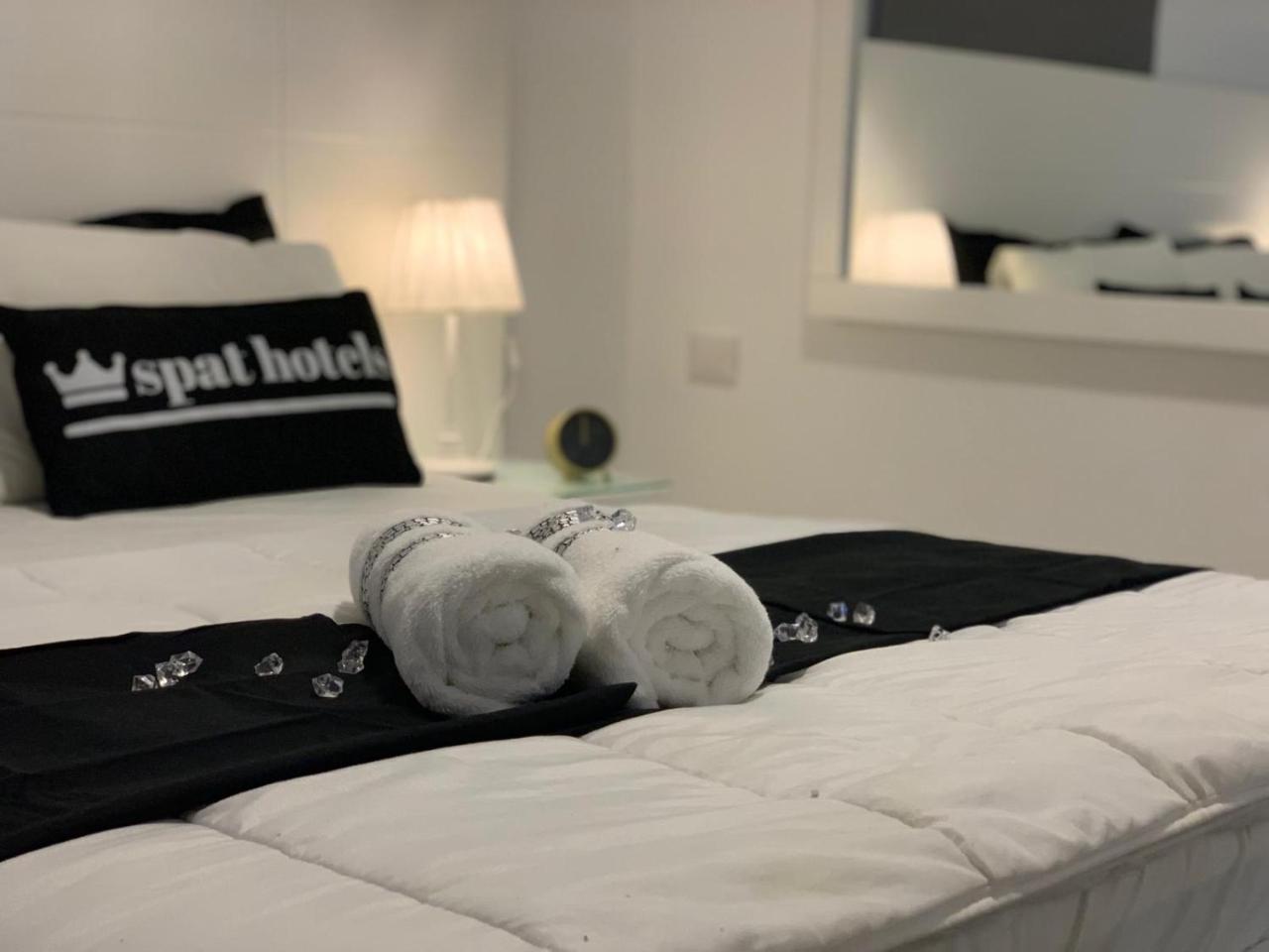 Spat Apartments Bat Yam Eksteriør billede
