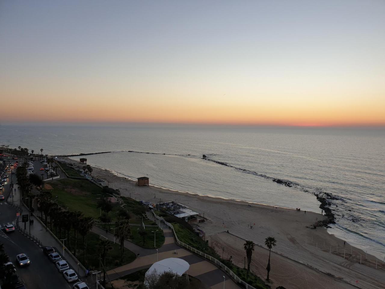 Spat Apartments Bat Yam Eksteriør billede